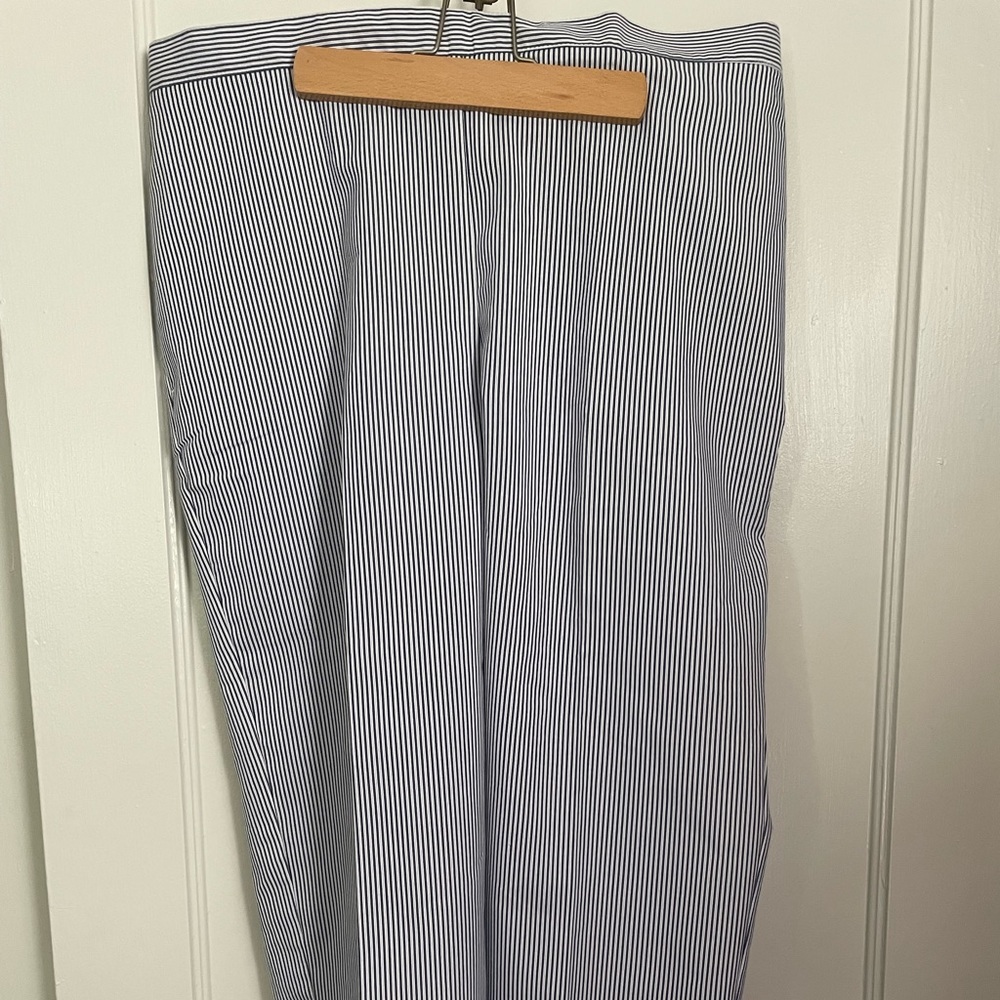 Coastal Grandma blue stripe pull on capris